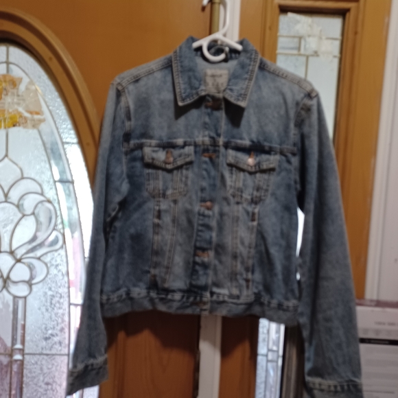 Jean jacket - Picture 1 of 1